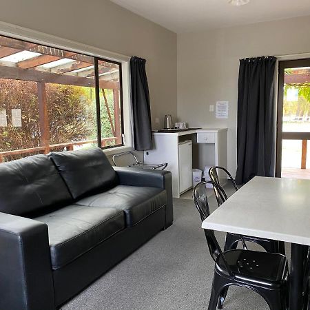 Twizel Holiday Park Экстерьер фото