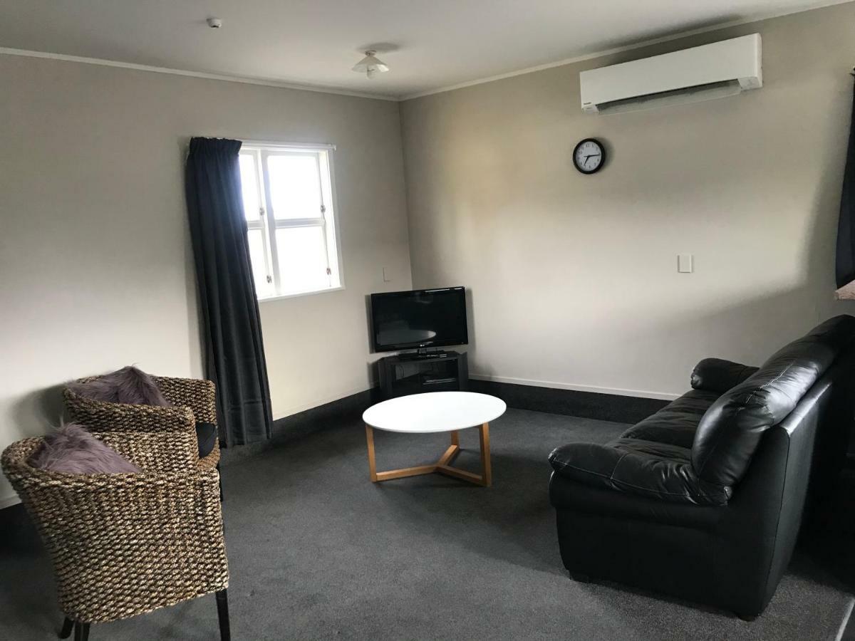 Twizel Holiday Park Экстерьер фото